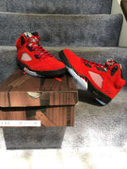 Air Jordan 5 Retro “Raging Bulls”